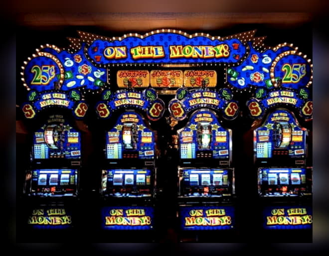 $320 Sliseanna saor in aisce ag Jet Bull Casino